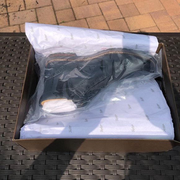 Florsheim Fenway Black Leather Brogue Cap Toe Boot - Picture 12 of 12